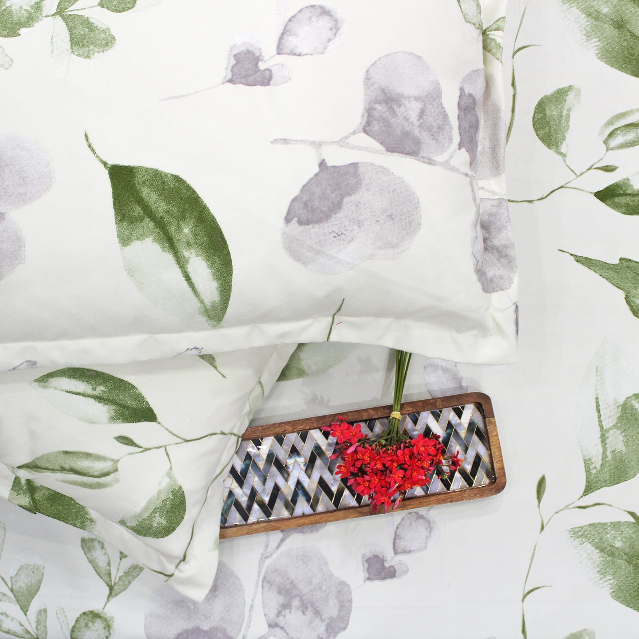 Soft Cotton Floral Print 210 TC Fitted Bedsheet In Cream At Best Prices