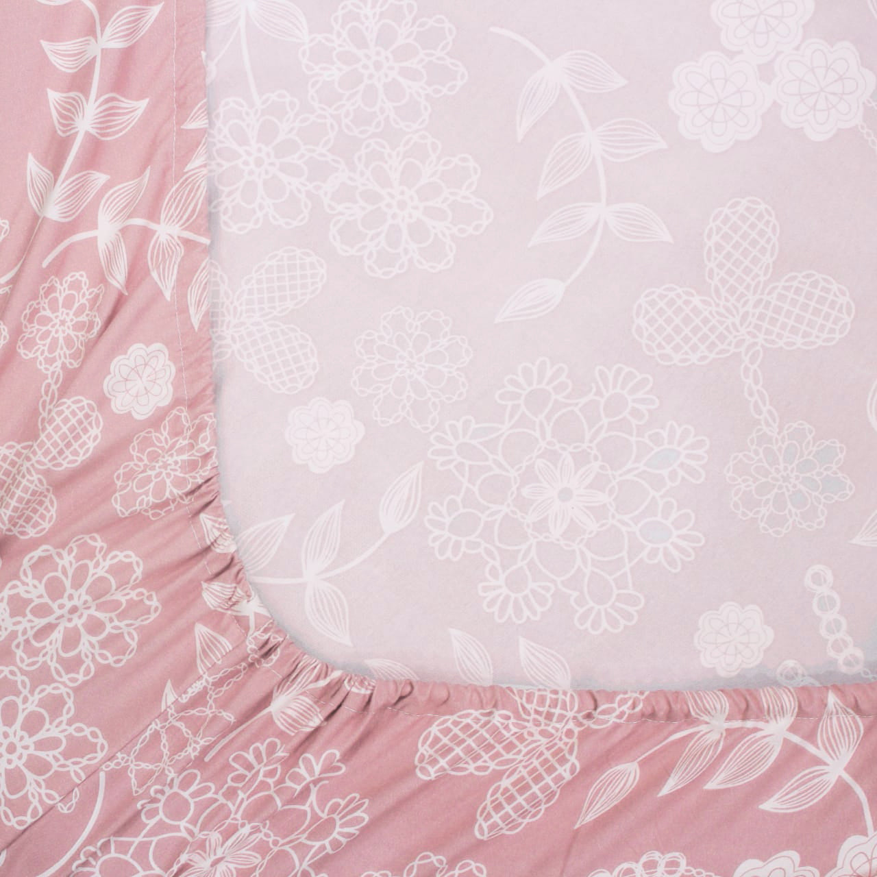Stylish Peach 210 TC Cotton Floral Fitted Bedsheet At Best Price