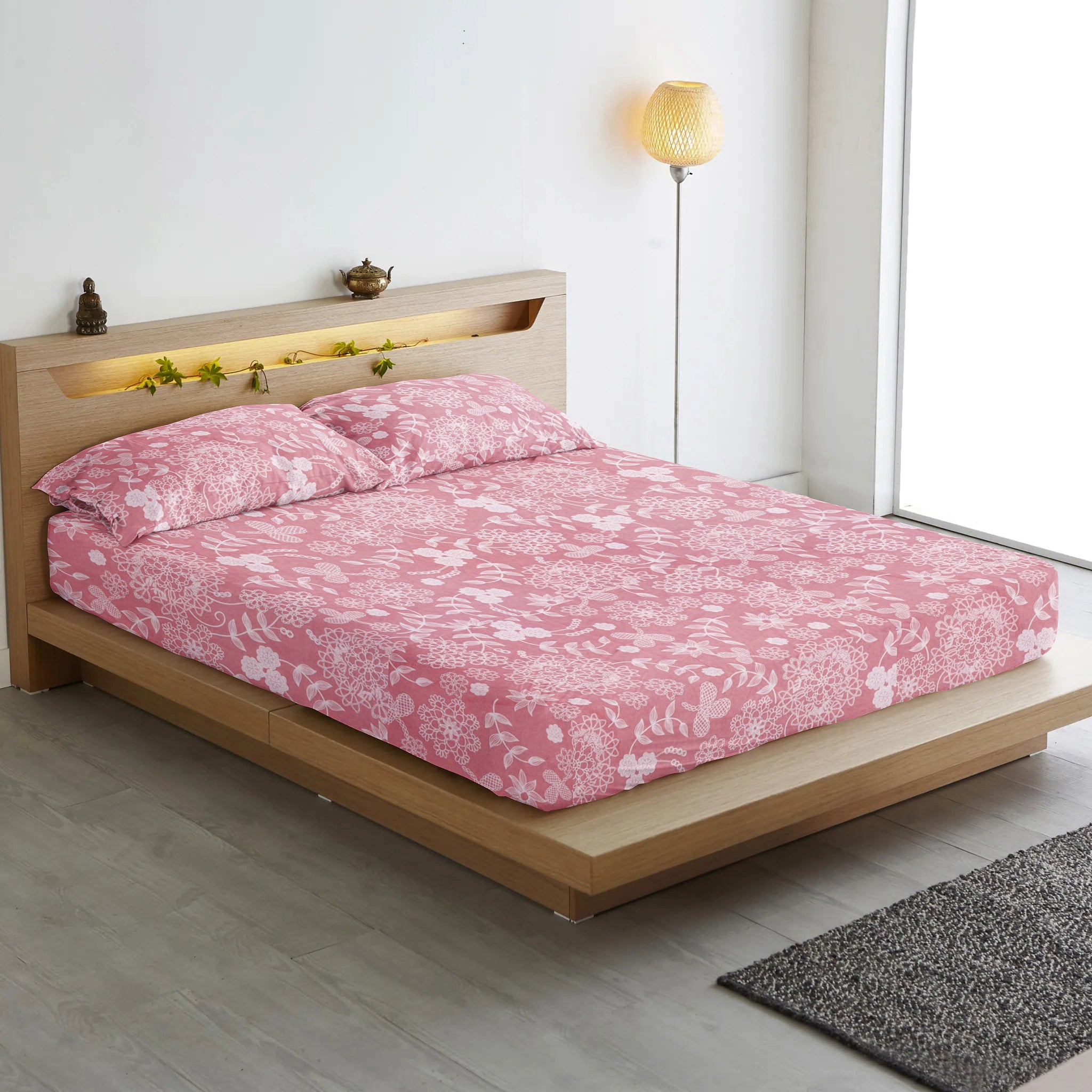 Soft Cotton Floral Print 210 TC Fitted Bedsheet In Peach At Best Prices
