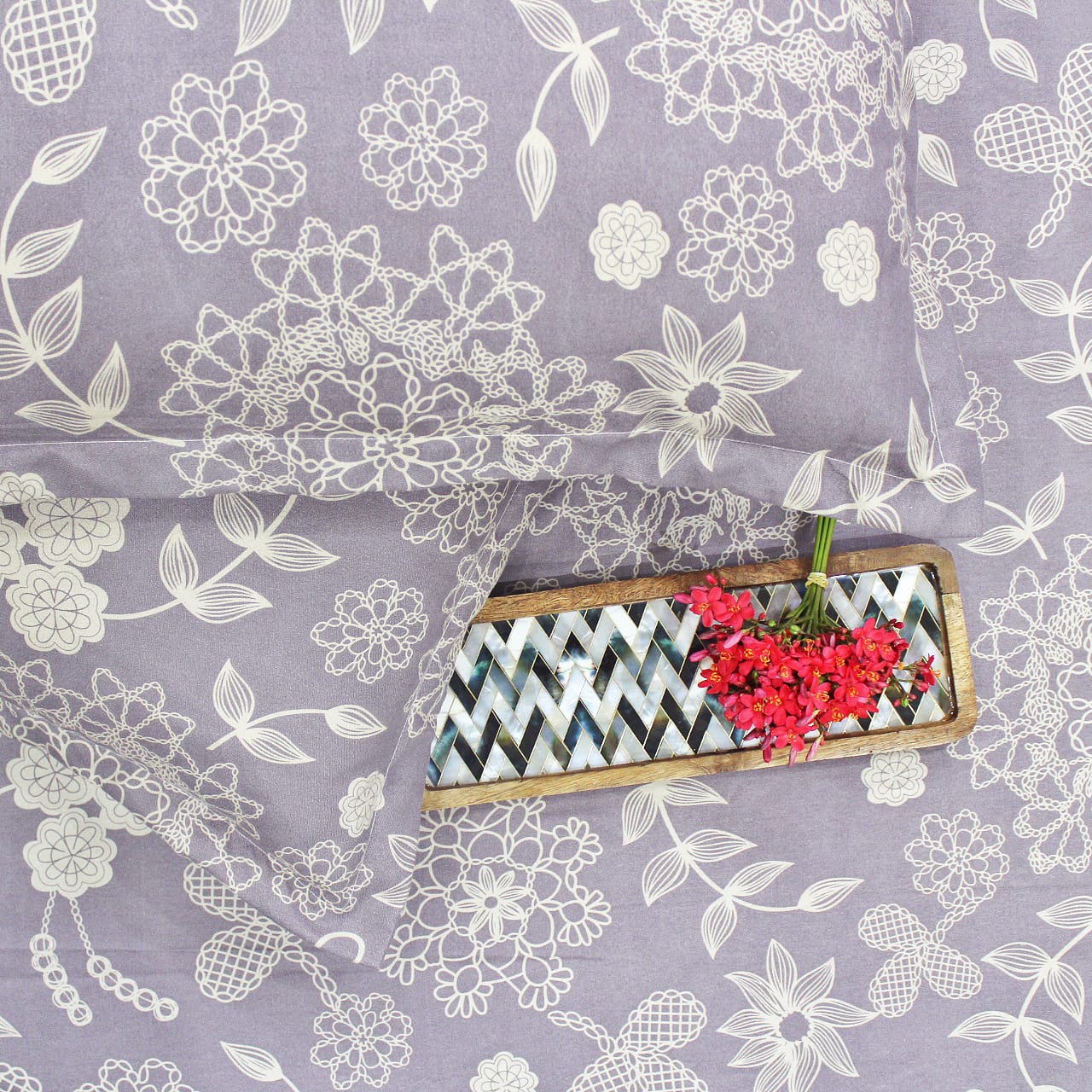 Cotton Floral Print 210 TC King Size Fitted Bedsheet In Purple At Best Prices