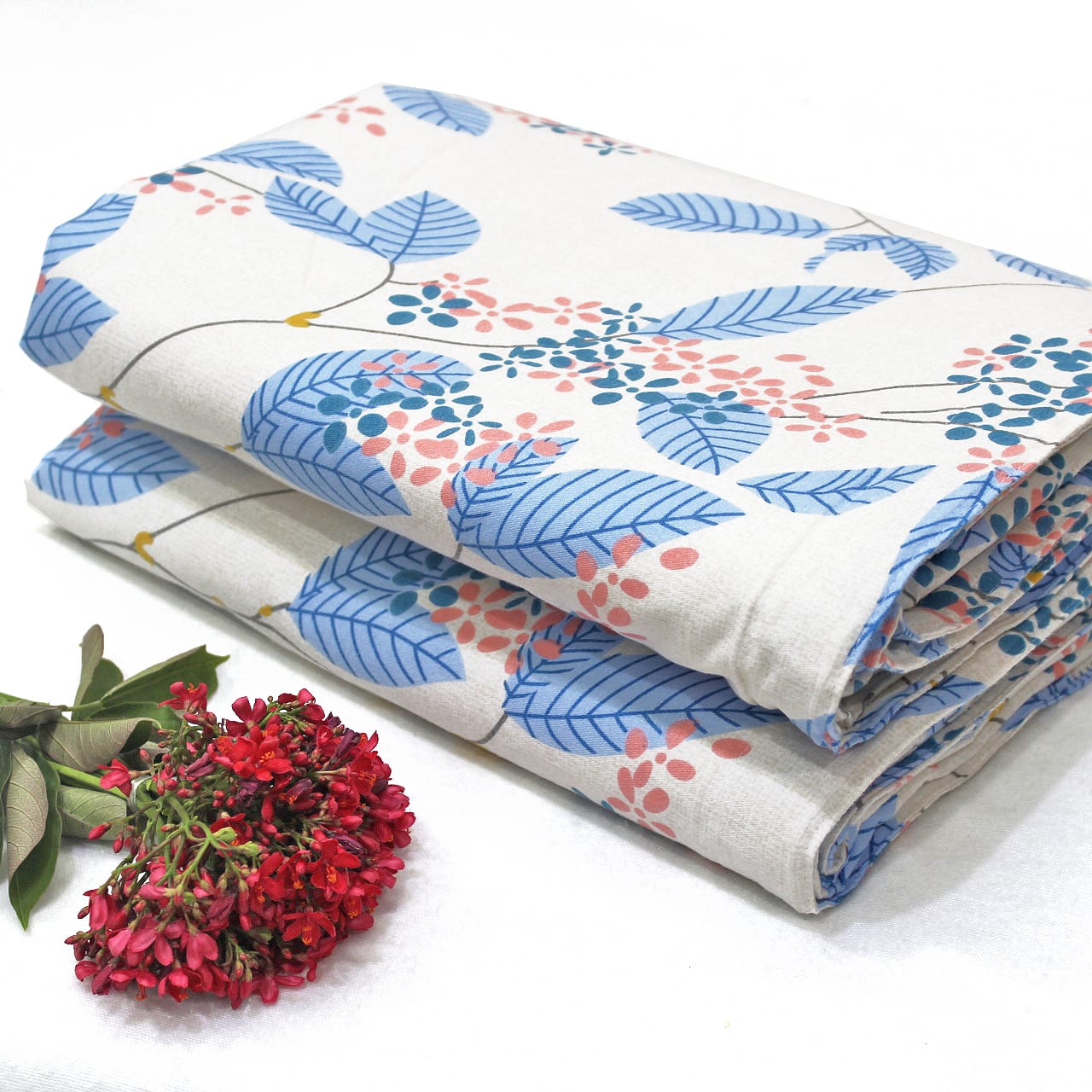 Best Microfiber Floral print Reversible AC Dohar Blanket In Blue