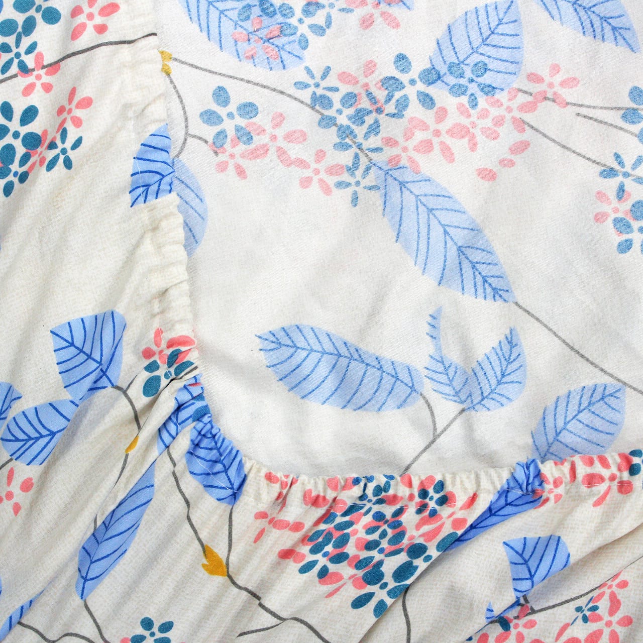 Cotton Floral Print 210 TC King Size Fitted Bedsheet In Blue At Best Prices