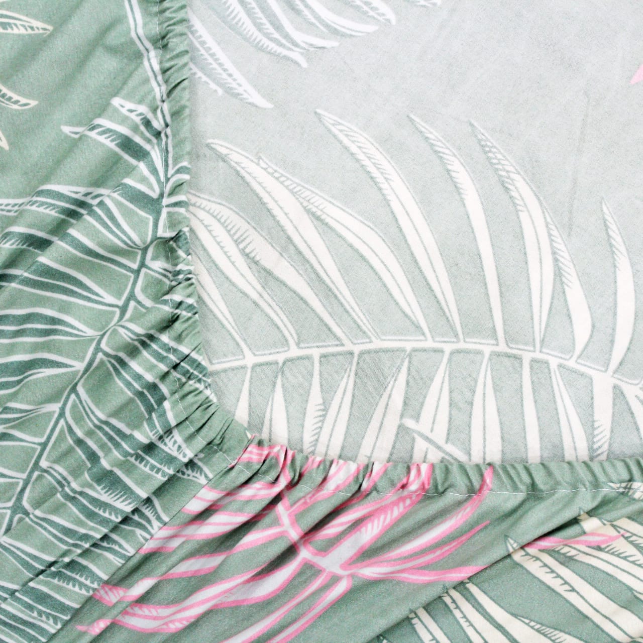 Cotton Floral Print 210 TC King Size Fitted Bedsheet In Green At Best Prices