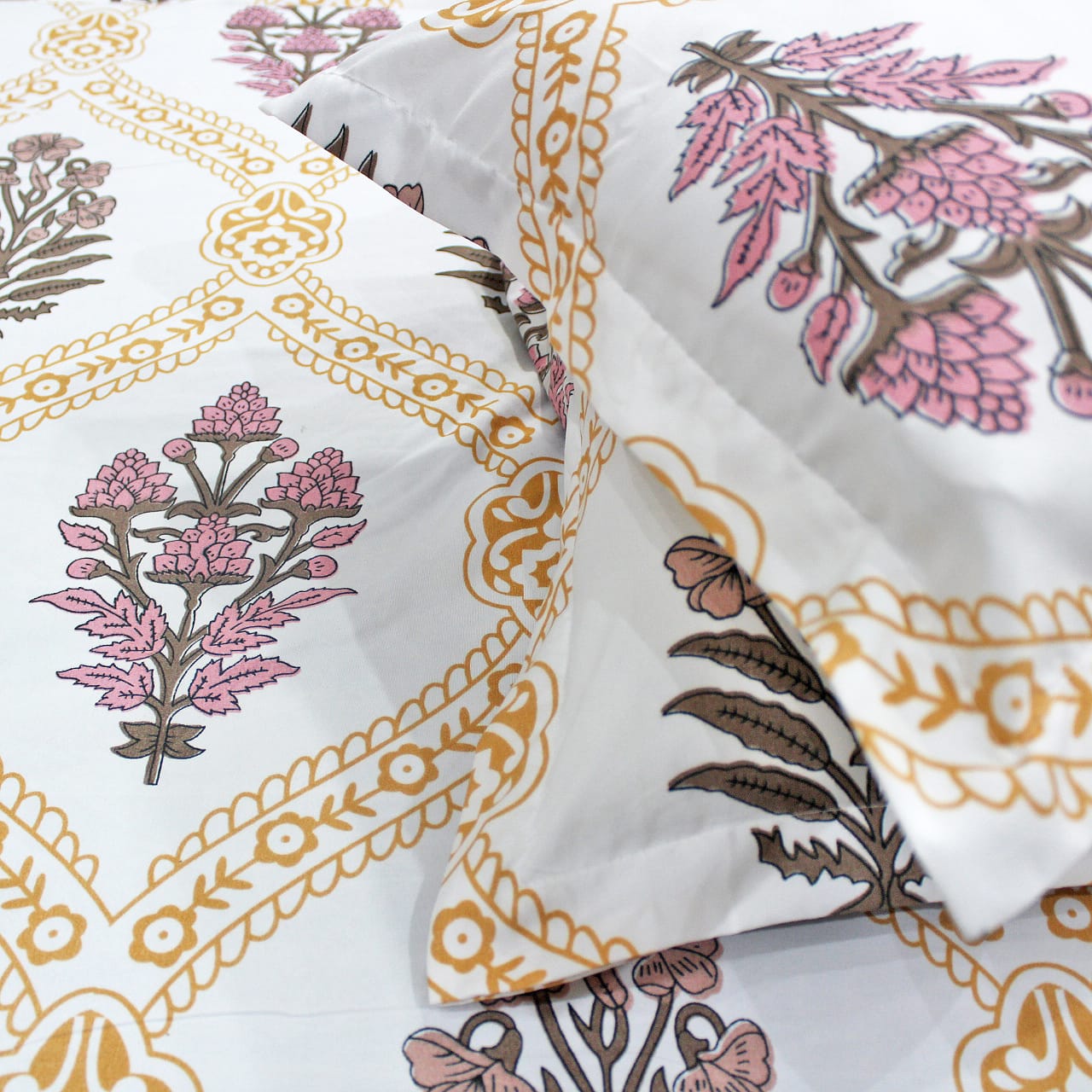 Cotton Floral Print 210 TC King Size Fitted Bedsheet In Mustard At Best Prices