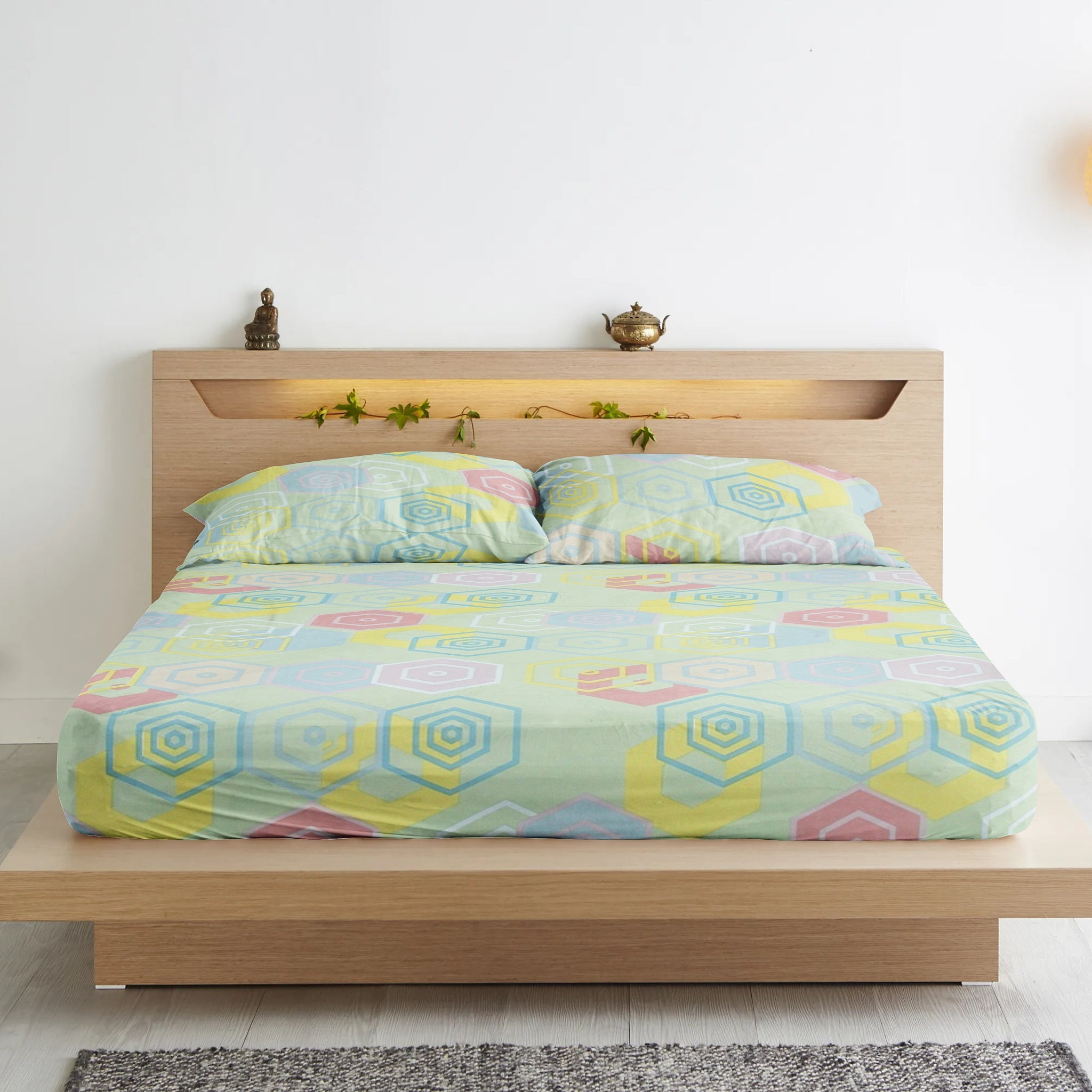 Cotton Floral Print 210 TC King Size Fitted Bedsheet In Multicolor At Best Prices