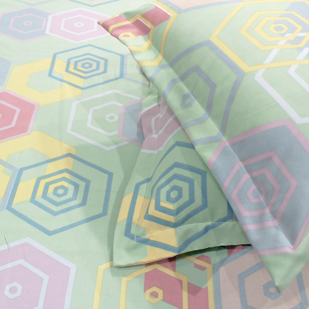 Cotton Floral Print 210 TC King Size Fitted Bedsheet In Multicolor At Best Prices