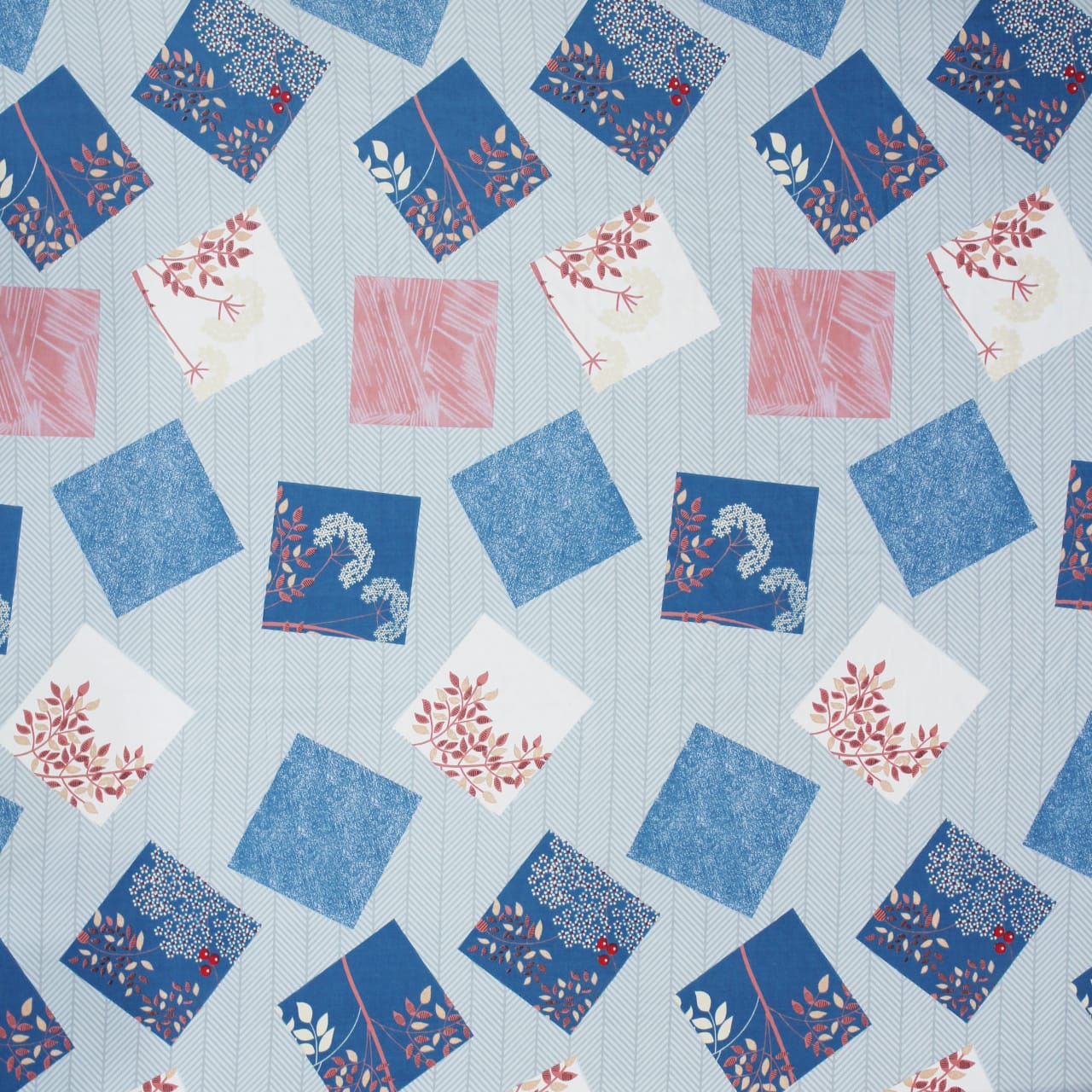 Cotton Geometrical Print 210 TC King Size Fitted Bedsheet In Multicolor