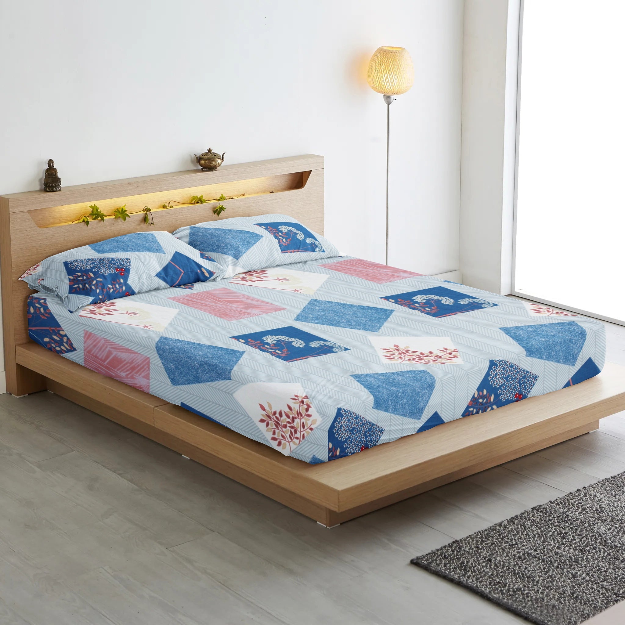 Cotton Geometrical Print 210 TC King Size Fitted Bedsheet In Multicolor