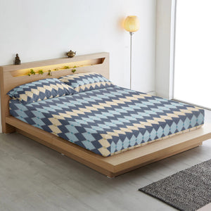 Cotton Geometrical Print 210 TC king Size Fitted Bedsheet In Multicolor Online In India