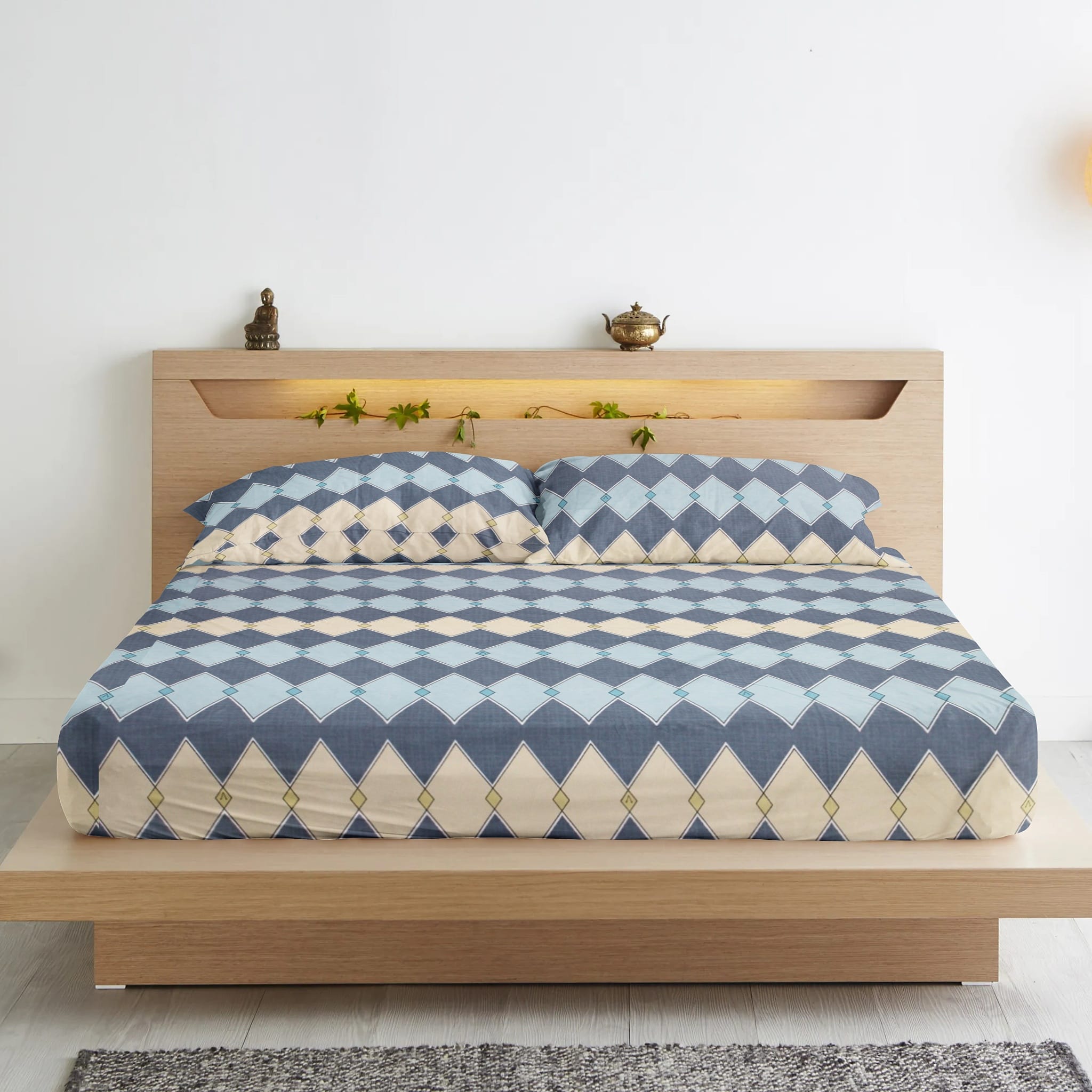 Cotton Geometrical Print 210 TC king Size Fitted Bedsheet In Multicolor Online In India