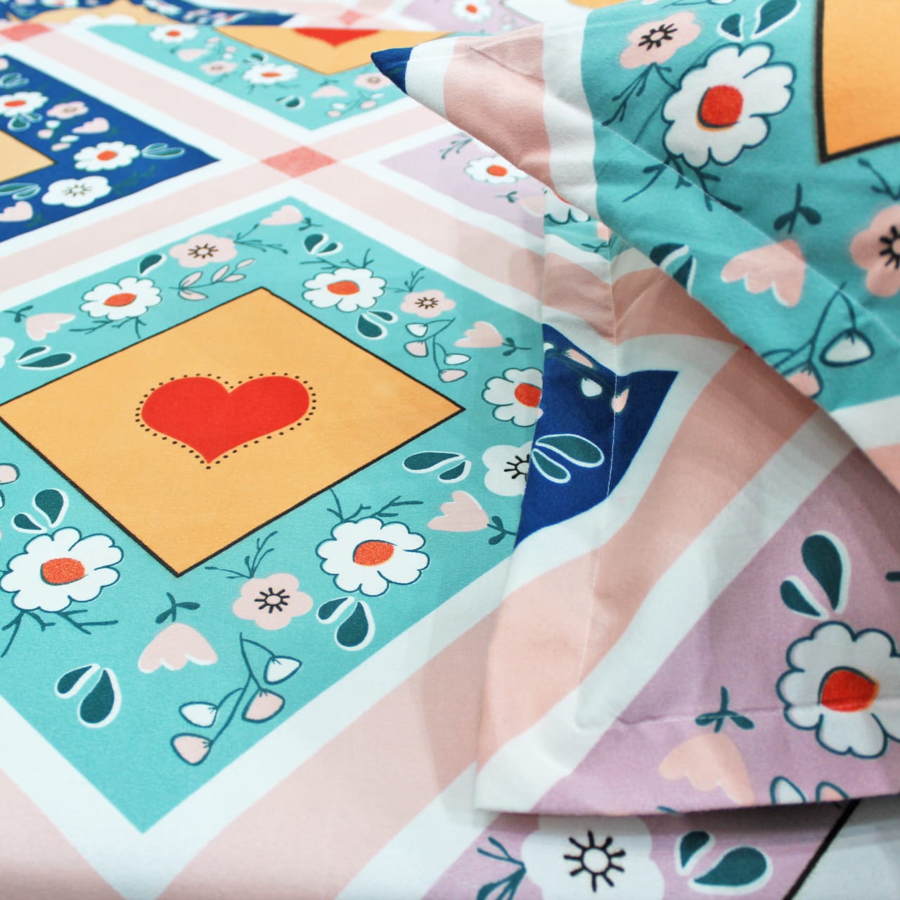 Cotton Floral Print 210 TC king Size Fitted Bedsheet In Multicolor Online In India