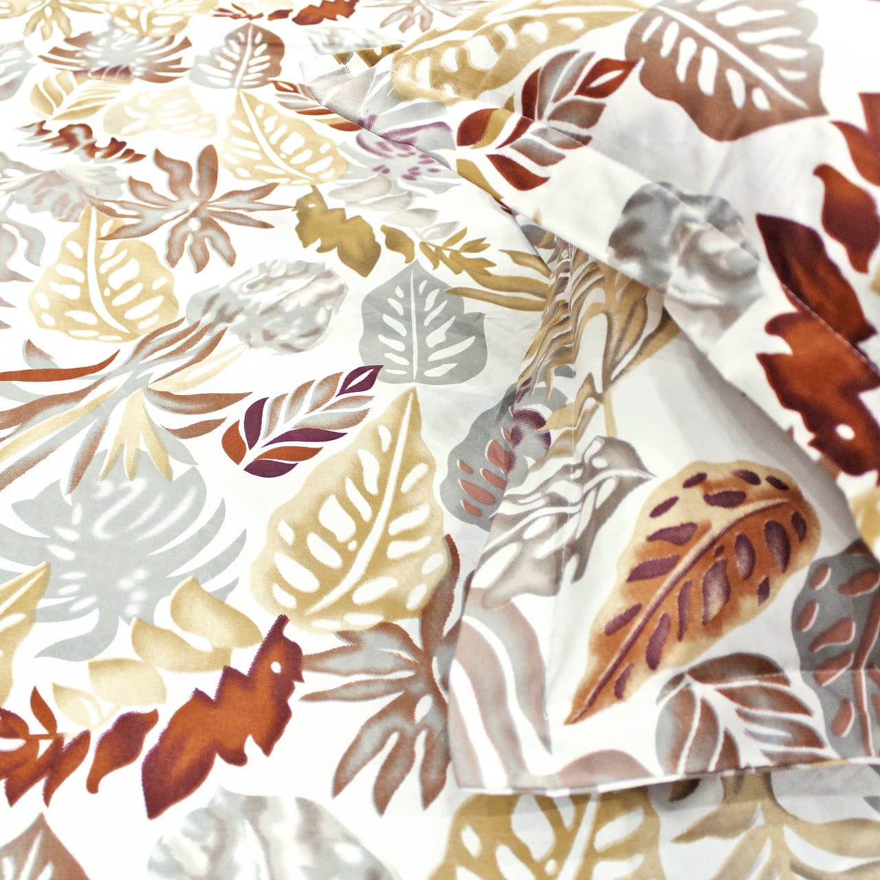 Soft Cotton Floral Print 210 TC Fitted Bedsheet In Multicolor At Best Prices