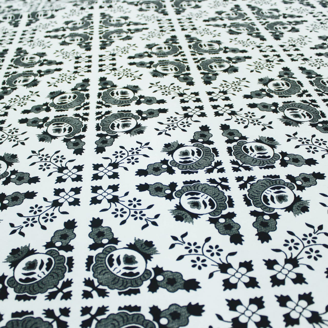 Cotton Floral Print 210 TC King Size Fitted Bedsheet In Black
