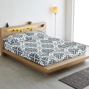 Cotton Floral Print 210 TC King Size Fitted Bedsheet In Black