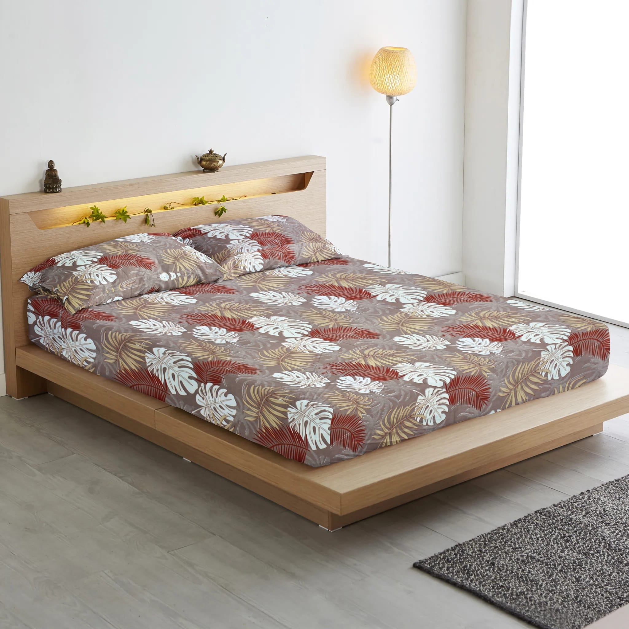 Fitted Bedsheet With Pillow Cover 