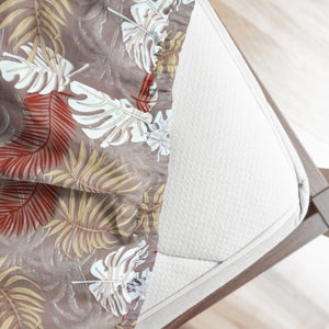 Close-up of 360 elastic fitted bedsheet