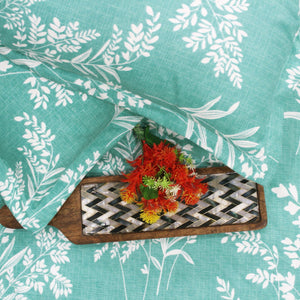 Close Up Fitted Bedsheet With Pillow Cover