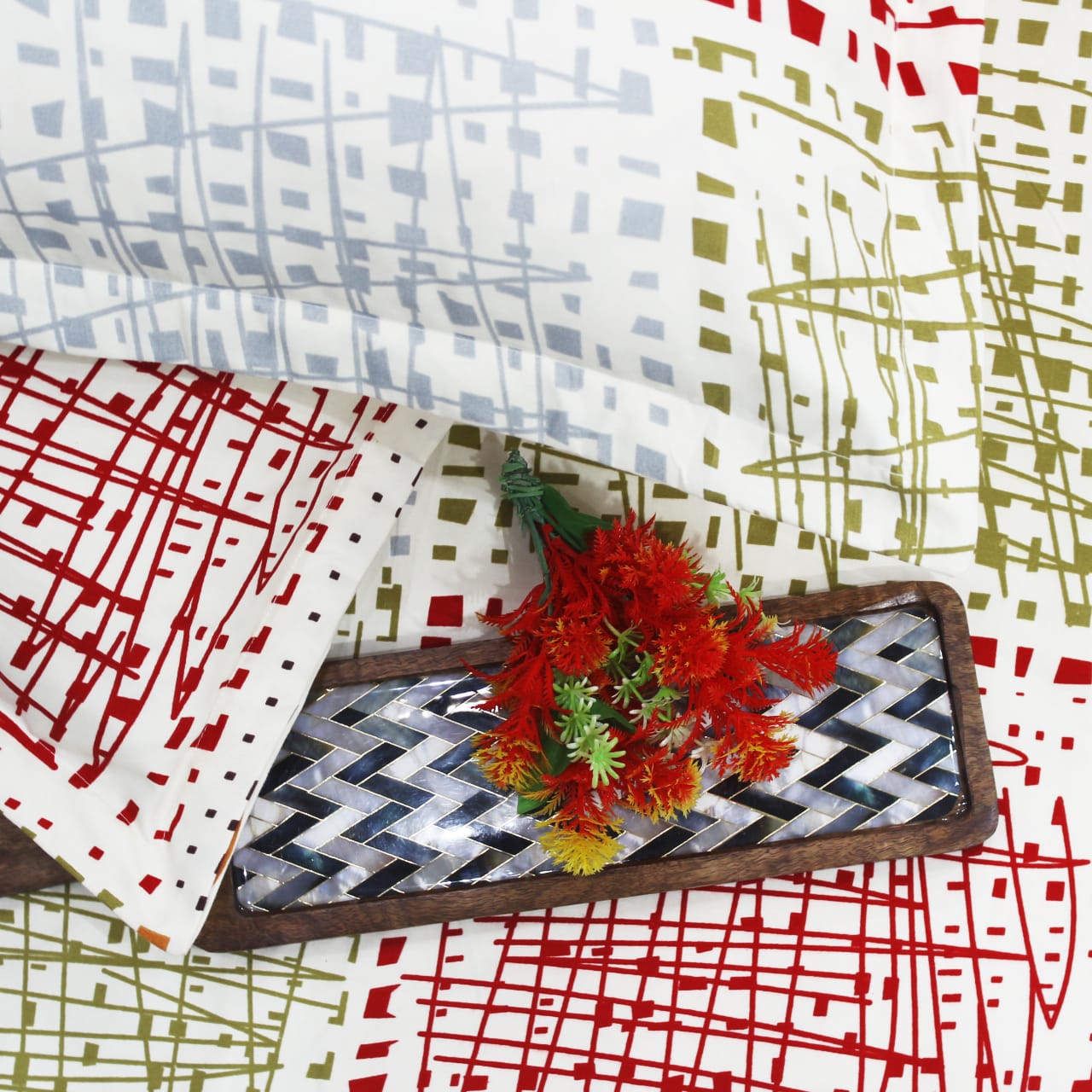 Fitted Bedsheet with Pillow Cover