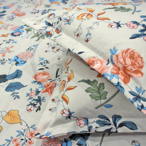 Close Up View Multicolor floral cotton bedsheet 210 TC with pillow covers