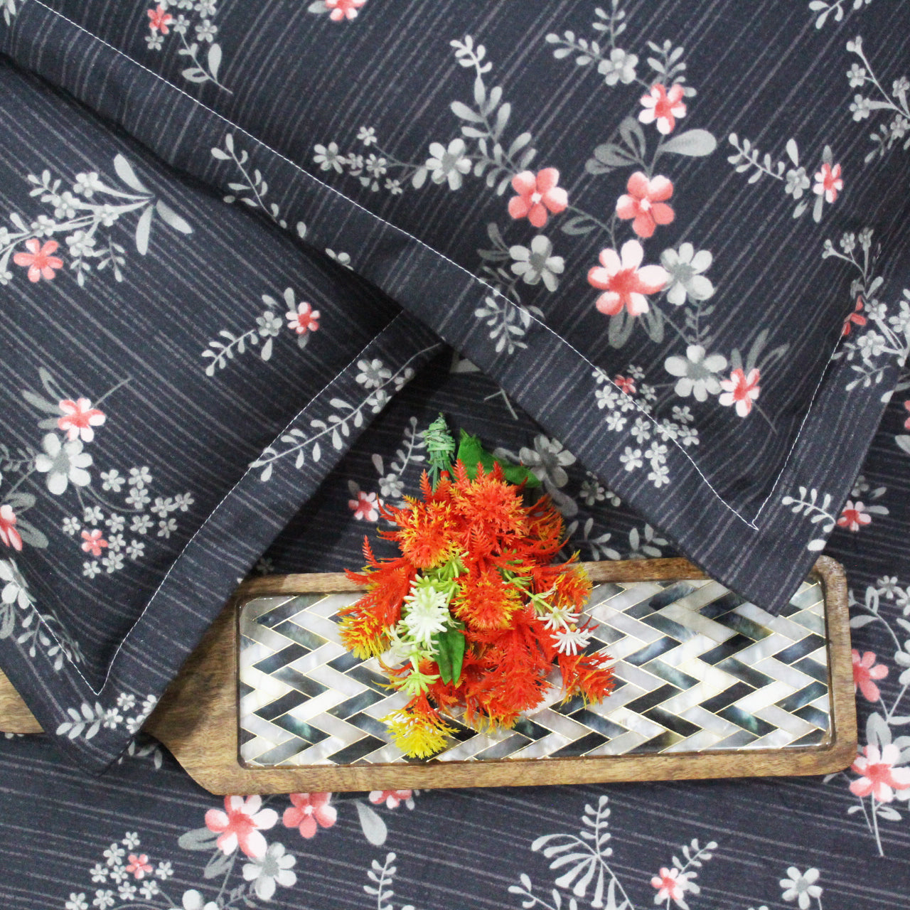 Full View Floral Fitted bedsheet With Pillow Cover
