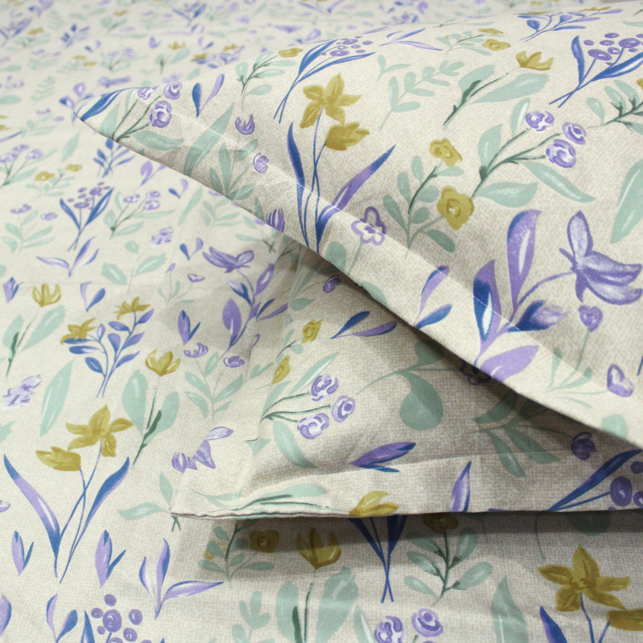 Floral 210 TC cotton fitted bedsheet with pillow covers – multicolor