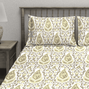 Fitted bedsheet with pillow covers