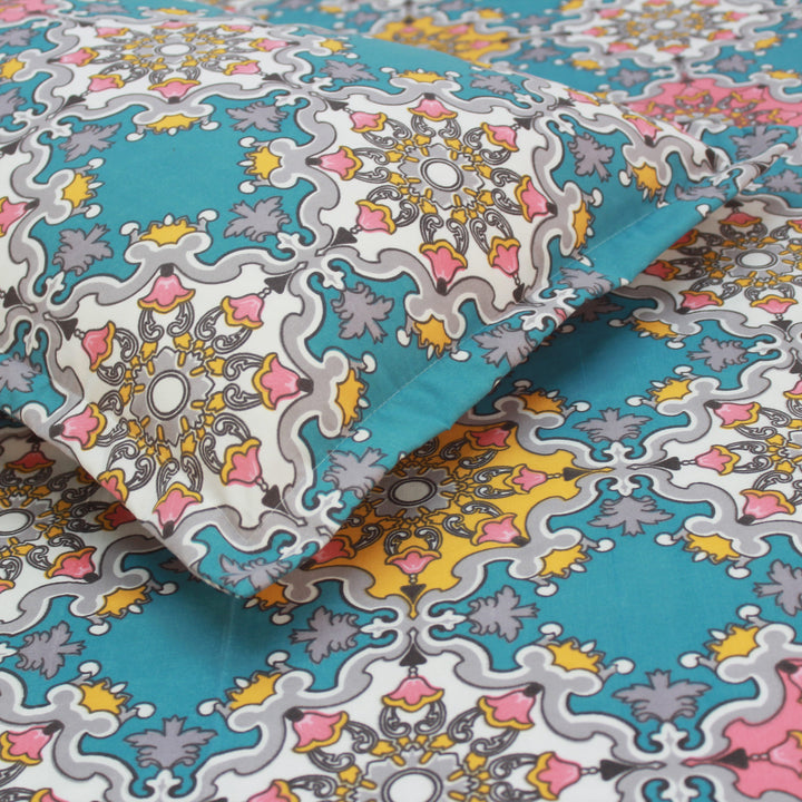 Damask Cotton Fitted Bedsheet with pillow covers 