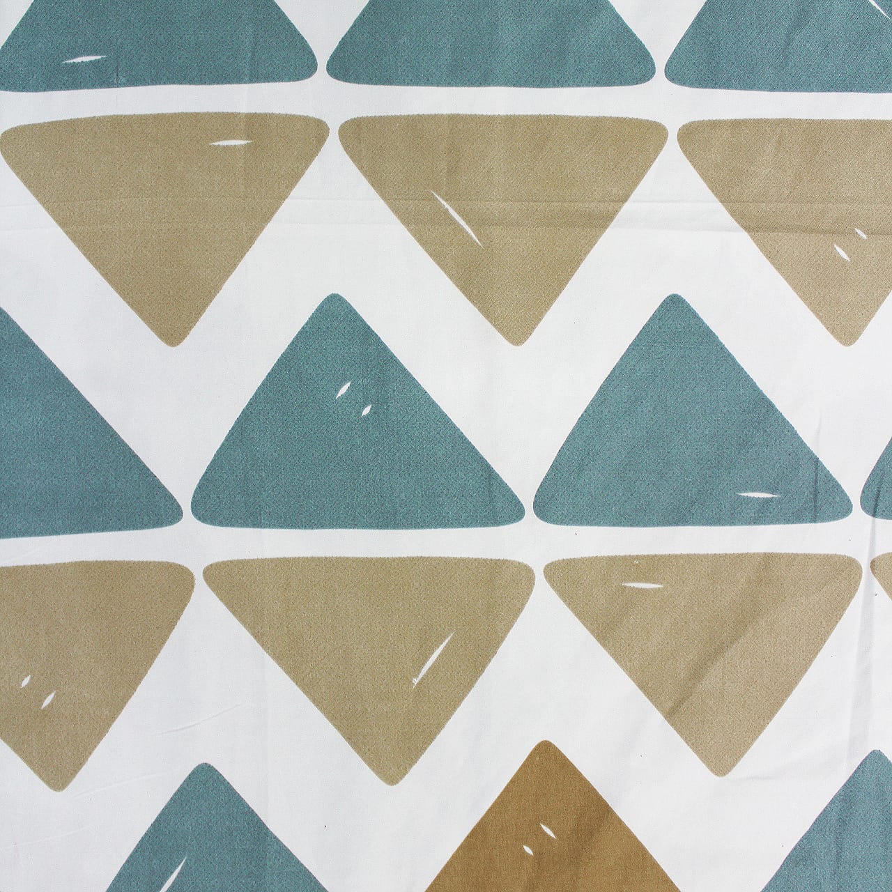 Soft Cotton Geometrical Print 210 TC Flat Bedsheet In Multicolor At Best Prices