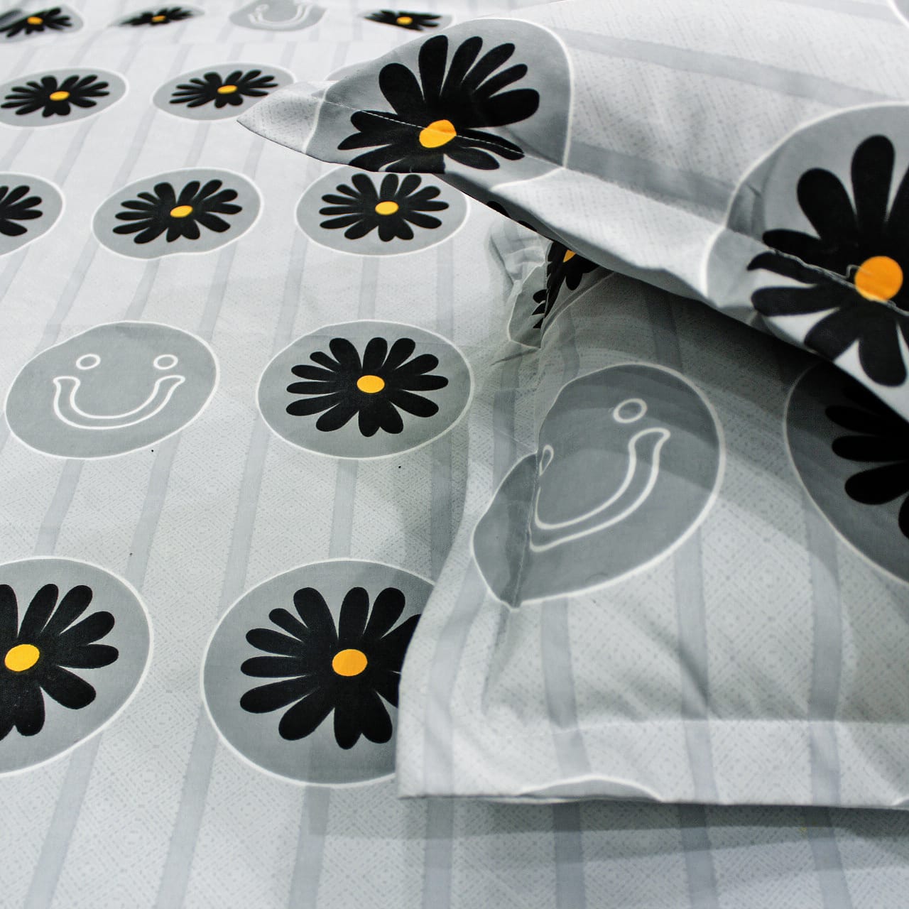 Soft Cotton Floral Print 210 TC Flat Bedsheet In Multicolor At Best Prices