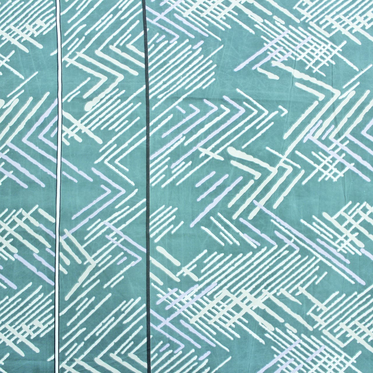 Cotton Geometrical Print 210 TC King Size Fitted Bedsheet In Multicolor