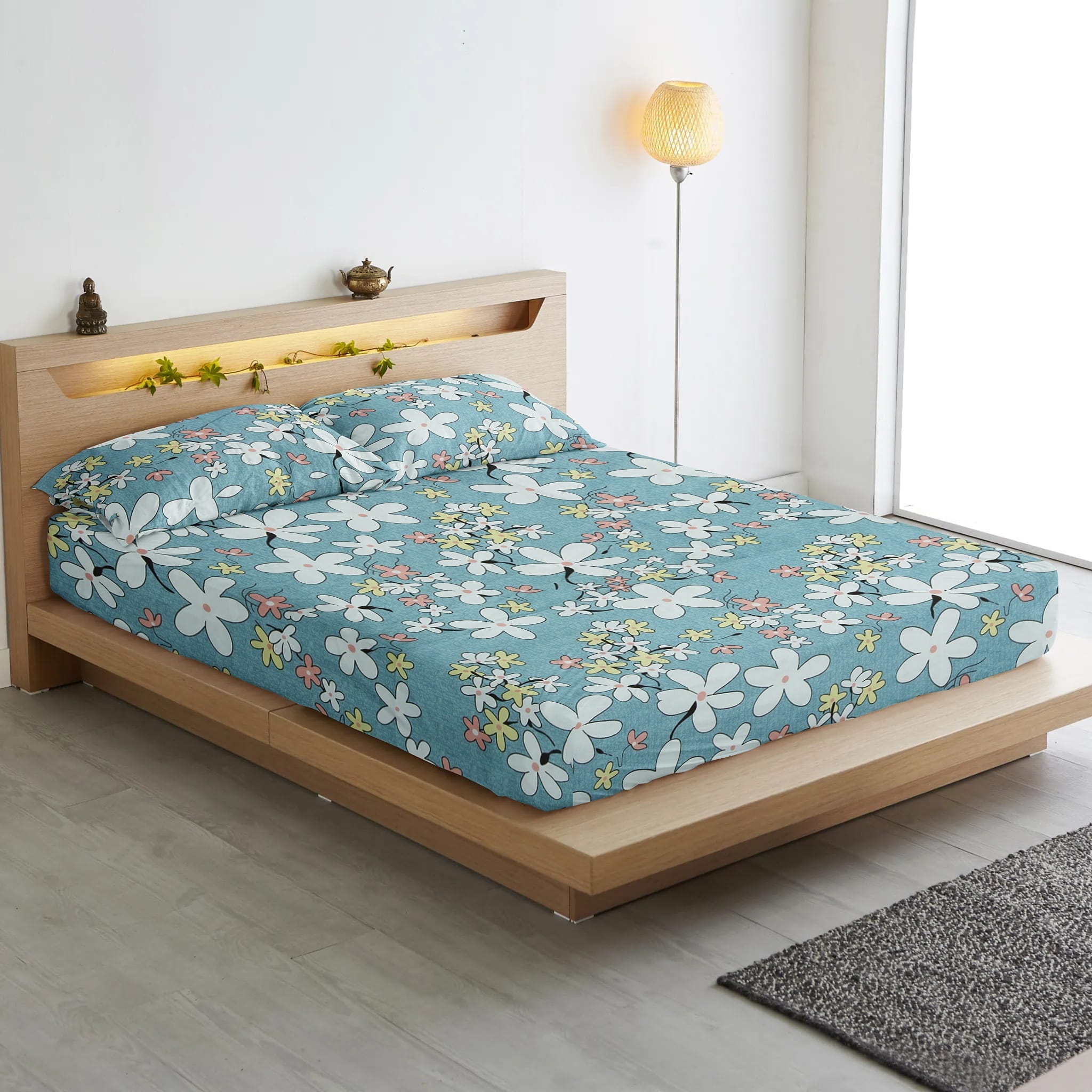 Cotton Floral Print 210 TC King Size Fitted Bedsheet In Multicolor
