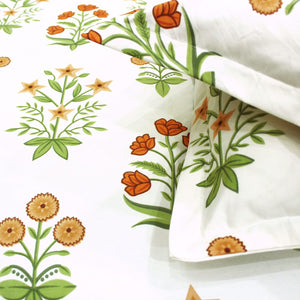 Cotton Floral Print 210 TC King Size Fitted Bedsheet In Multicolor