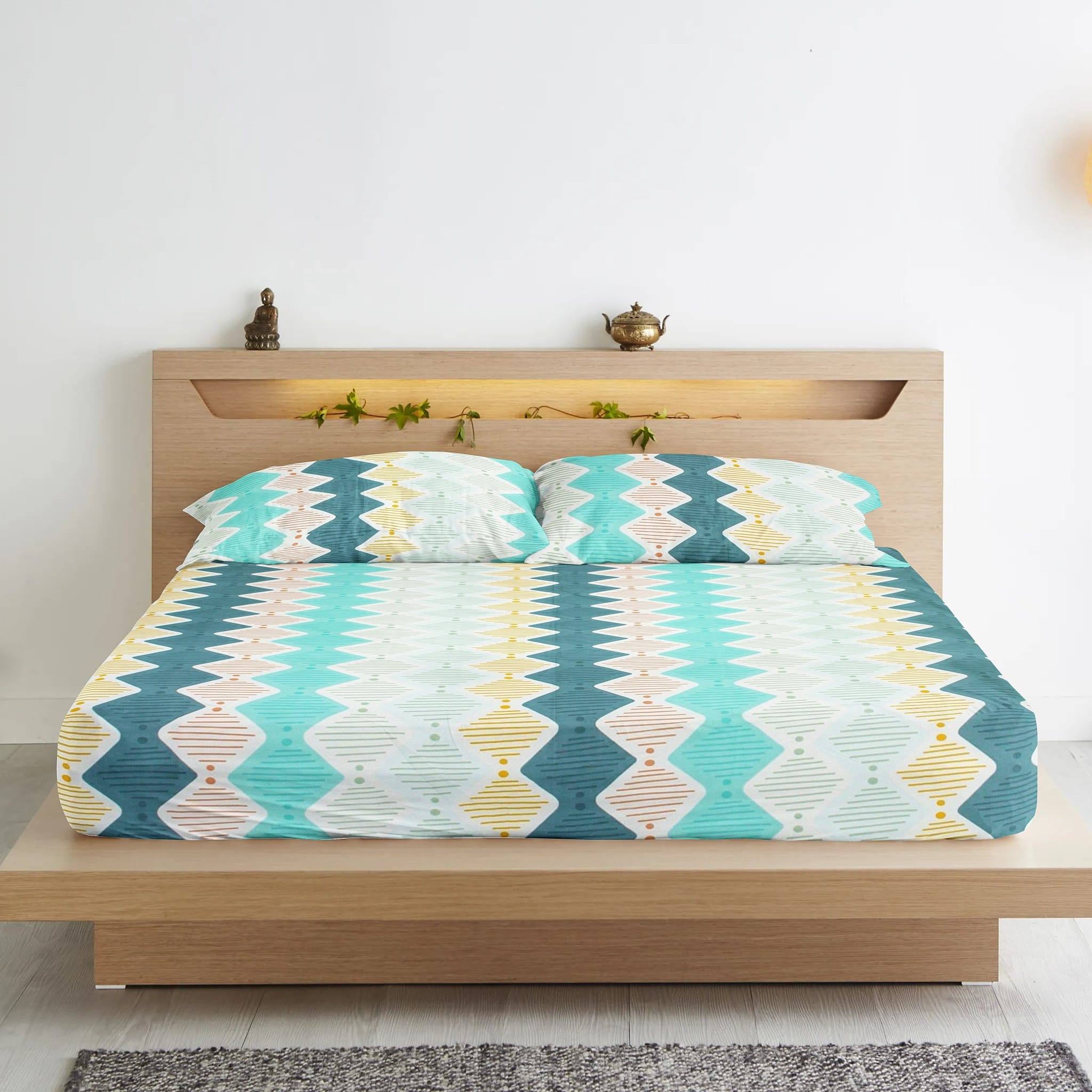 Flat Bedsheet with Pillow Covers 