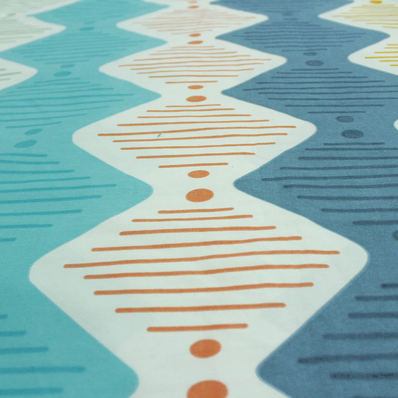 Geometrical Flat Bedsheet Design