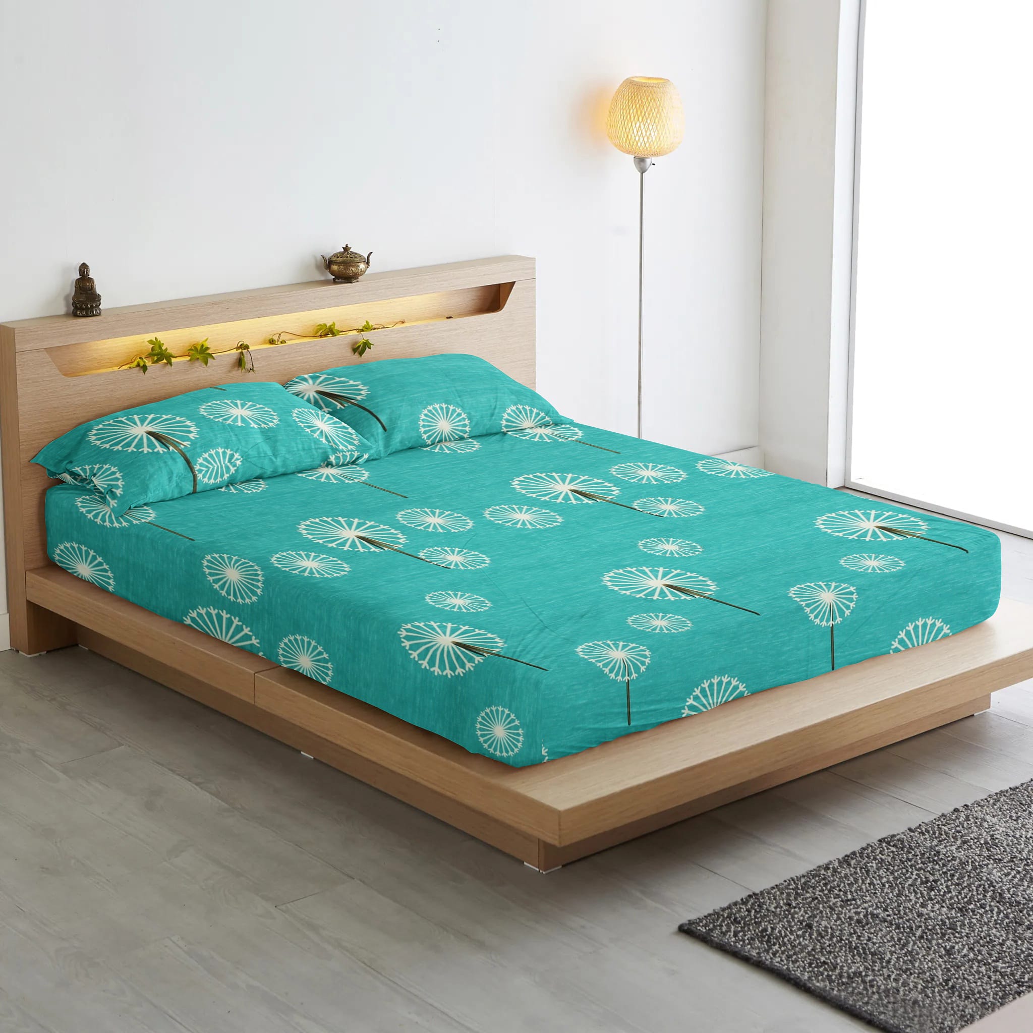 Cotton Floral Print 210 TC King Size Fitted Bedsheet In Aqua