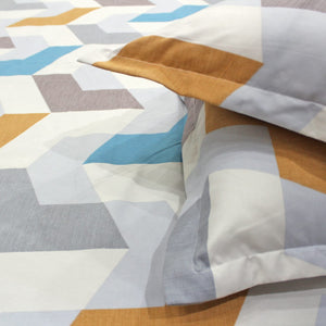 Cotton Geometrical Print 210 TC King Size Flat Bedsheet In Multicolor