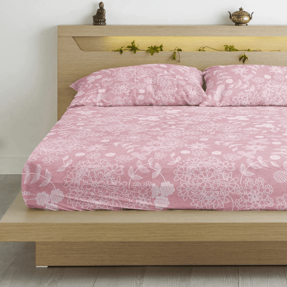 Floral 210 TC Flat bedsheet with Pillow Covers -  Peach  King Size 