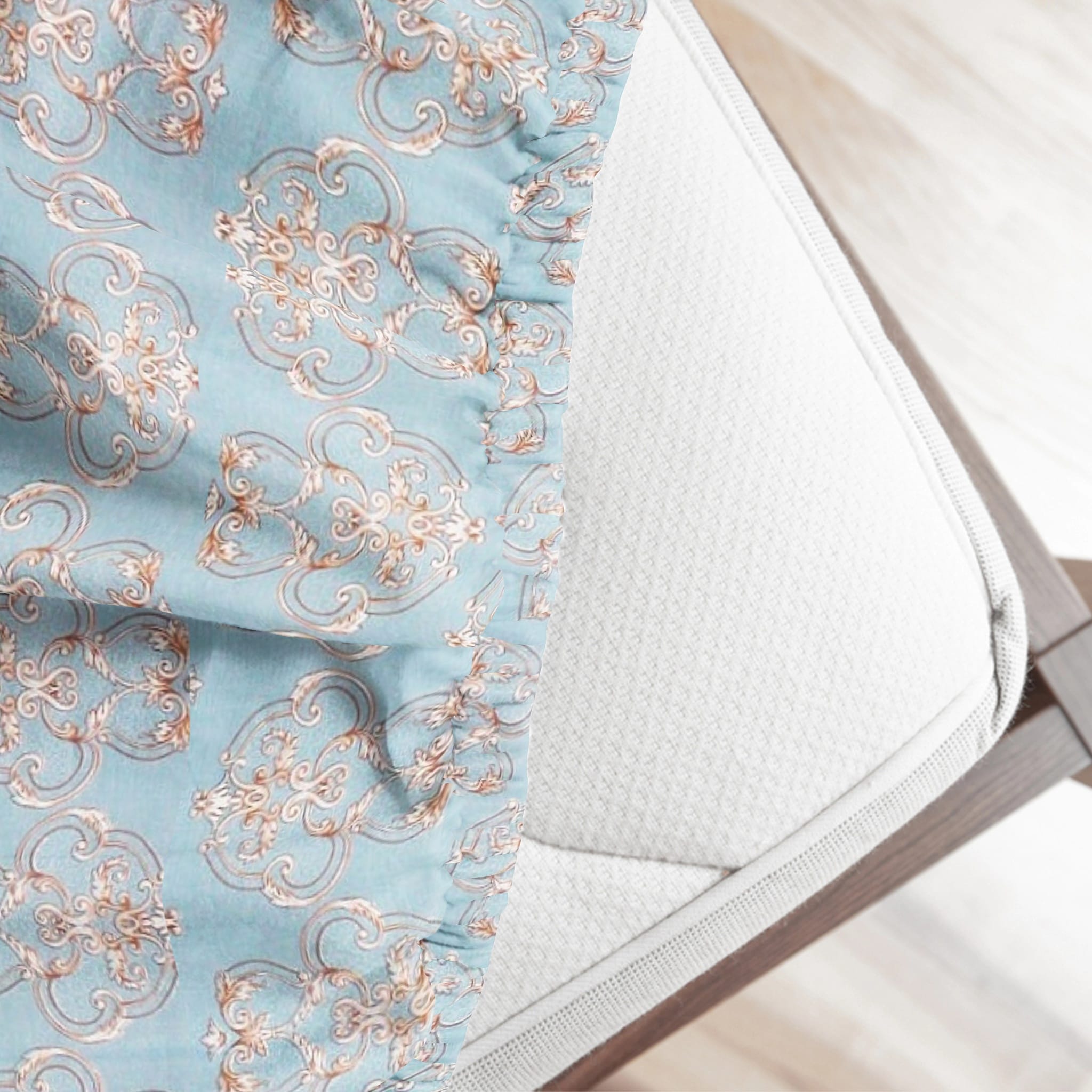 Damask 210 TC Fitted Bedsheet 