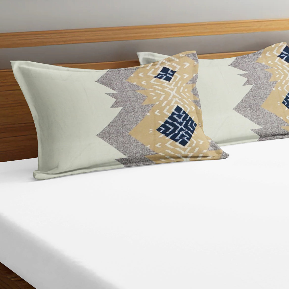Printed Geometrical Set of 2 Pcs Pillow Cover - Multicolor