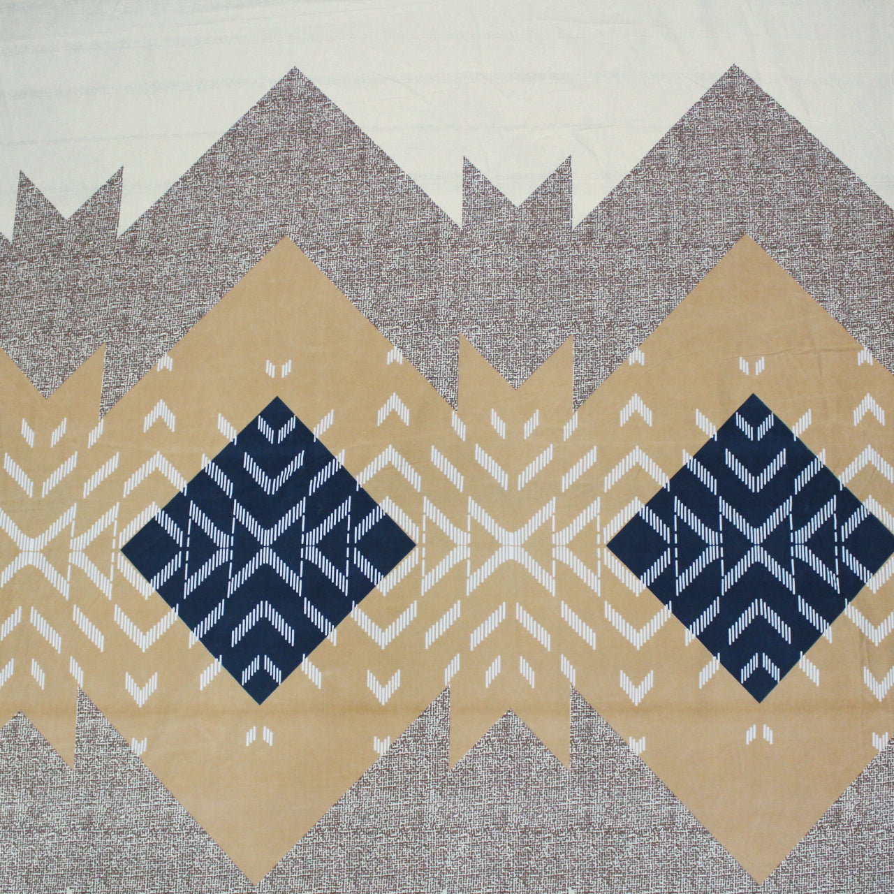 Geometrical 210 TC Fitted Bedsheet  
