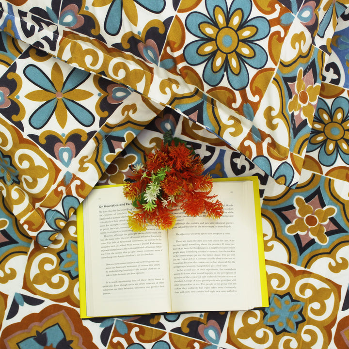 Full View Floral multicolor fitted bedsheet 210TC with matching pillow covers