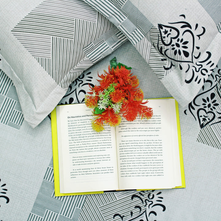 Full View Damask 210 TC Fitted bedsheet with Pillow Covers