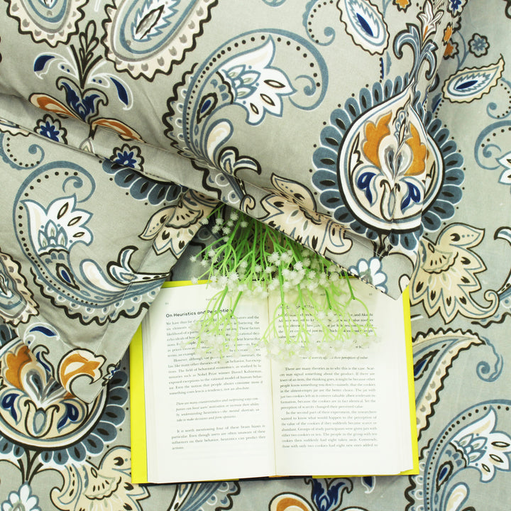 Floral Flat Bedsheet with pillow covers