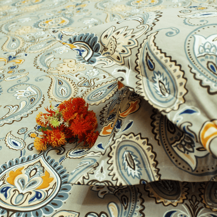 Full View Floral 210 TC Fitted bedsheet with Pillow Covers -  Multicolor  