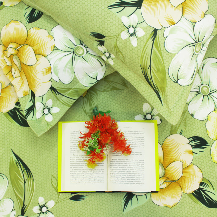 Close-up of Floral bedsheet design
