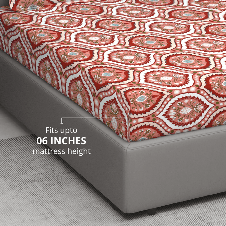 Classic red damask patterned fitted cotton bedsheet