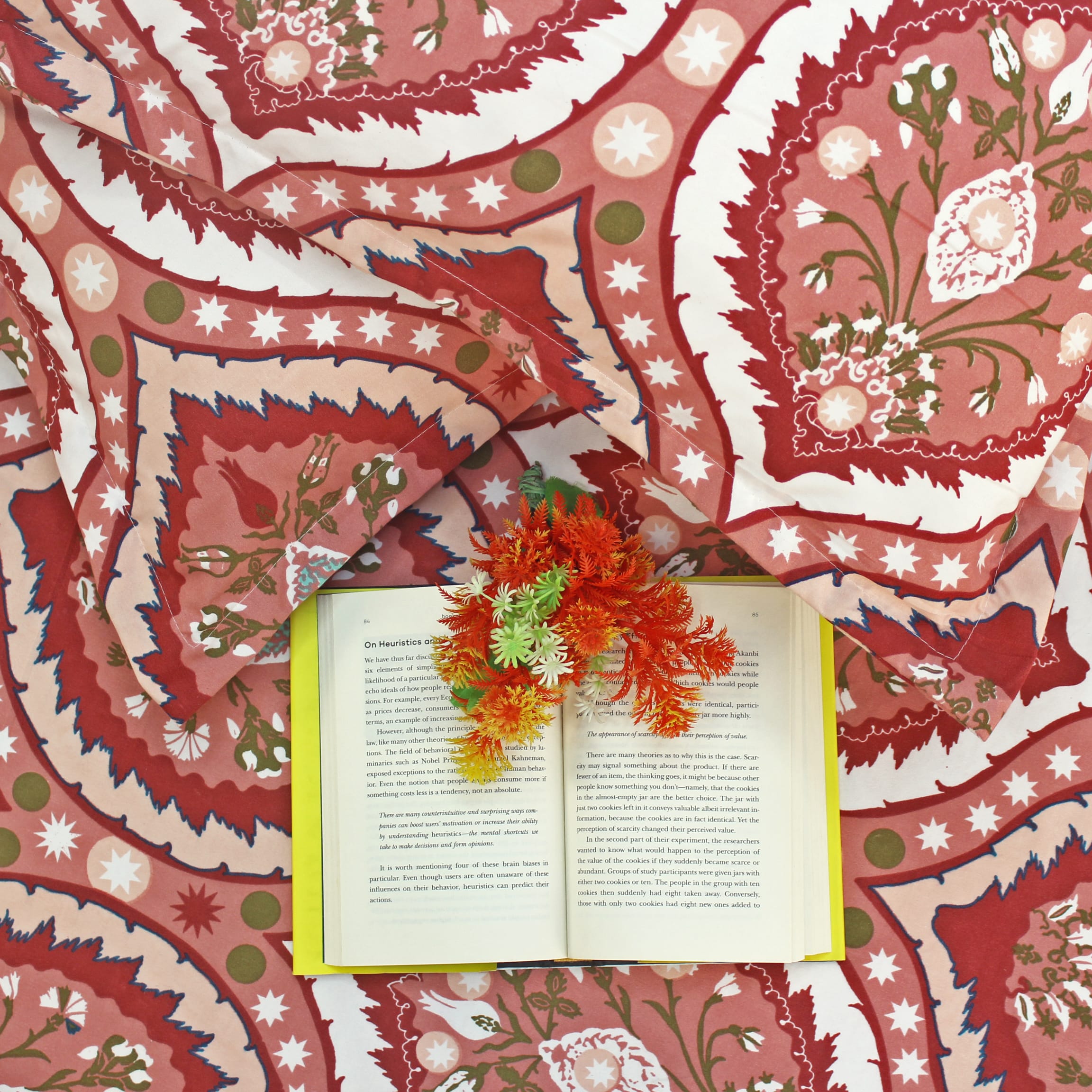 Damask print cotton fabric bedsheet set