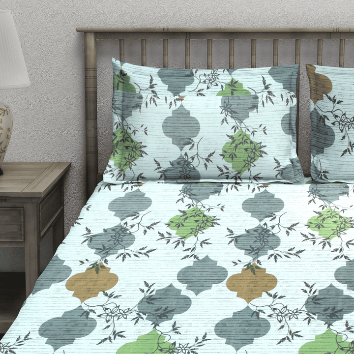 Geometric multicolor Fitted bedsheet with matching pillow covers