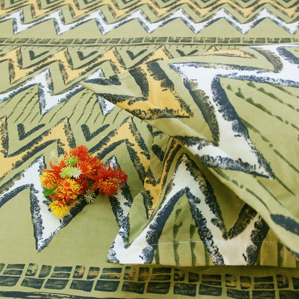 bedsheet with Abstract print and matching pillow cover