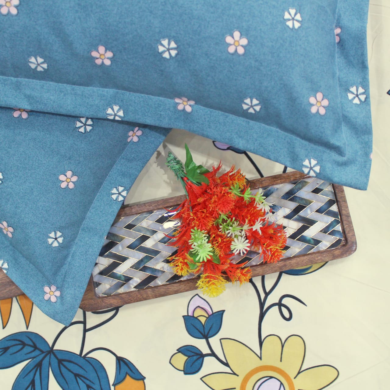 Floral Cotton Flat Bedsheet(300 TC) -Multicolor online in India